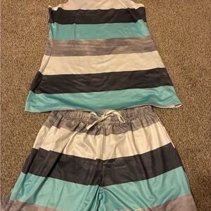 Women’s size large Striped Sleeveless Top and Shorts Set